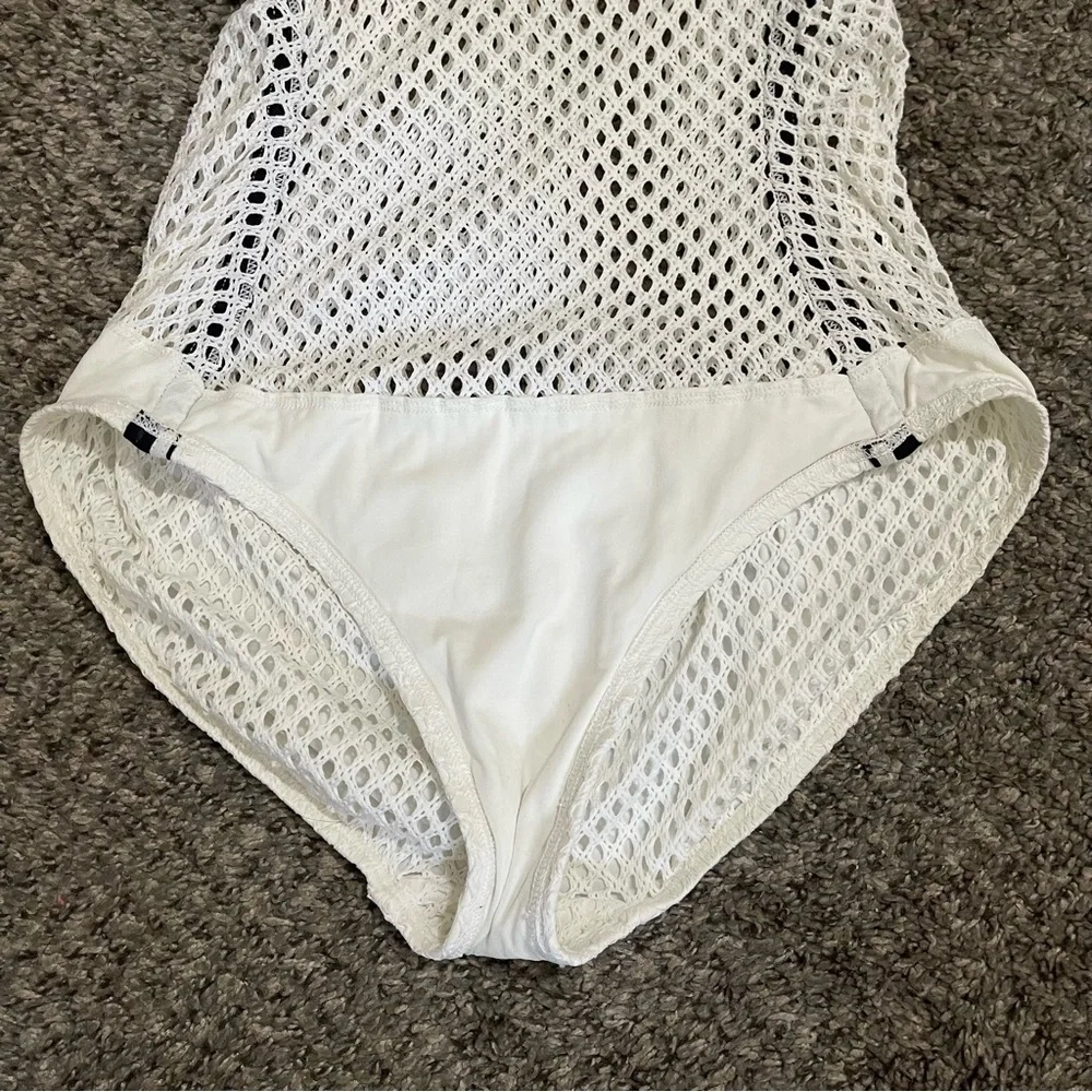 Robin Picone White Cameron Crochet Mesh One‎ Piece Bathing Suit Size 10